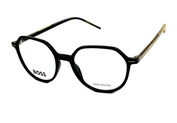 BOSS 1586